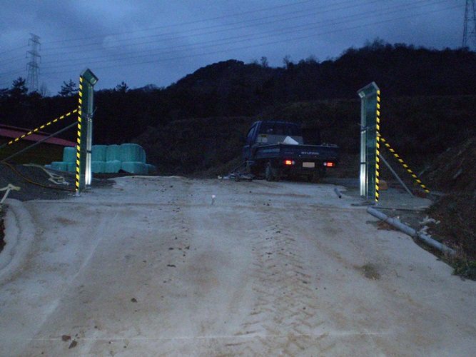 2014년 12월 영광 농장 입구에 세운 차량소독기